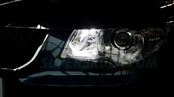 Škoda Superb II - LED diody do parkovacích světel Akční Cena