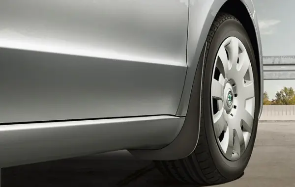 Škoda Superb II - Přední zástěrky Tovární Cena