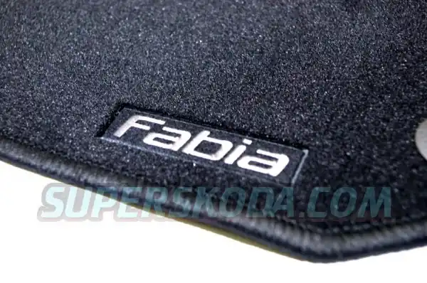 Škoda Fabia II - Textilní koberce STANDARD s logem FABIA Must-Have