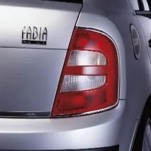 Kup Teď Škoda Fabia Limousine - nerez rámeček zadních světlometů