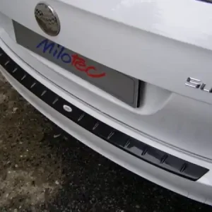 Ihned K Objednání Škoda Fabia II Combi - Práh pátých dveří s výstupky, ABS-černá metalíza
