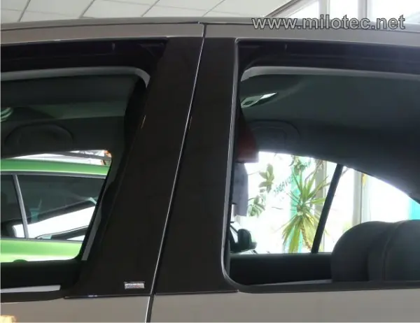 Vysoce Kvalitní Škoda Octavia I limousine - Kryty dveřních sloupků - ABS černá