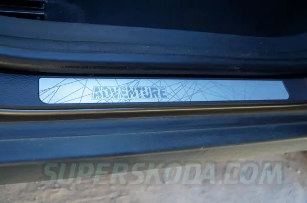 Škoda Yeti - Prahové lišty s logem ADVENTURE Ihned K Objednání
