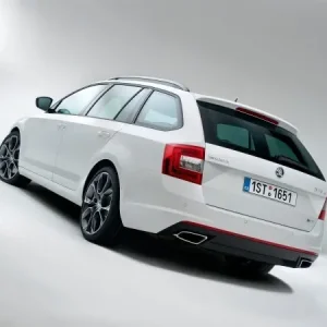Akce Škoda Octavia III Combi - Horní křídlo RS