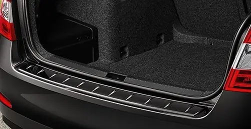 Škoda Octavia III Combi - Nákladový práh GLOSSY BLACK Speciální Cena