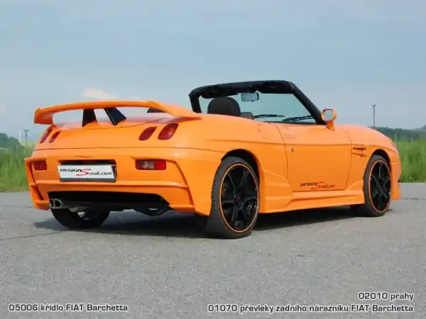 Expresní Doručení Fiat Barchetta - křídlo