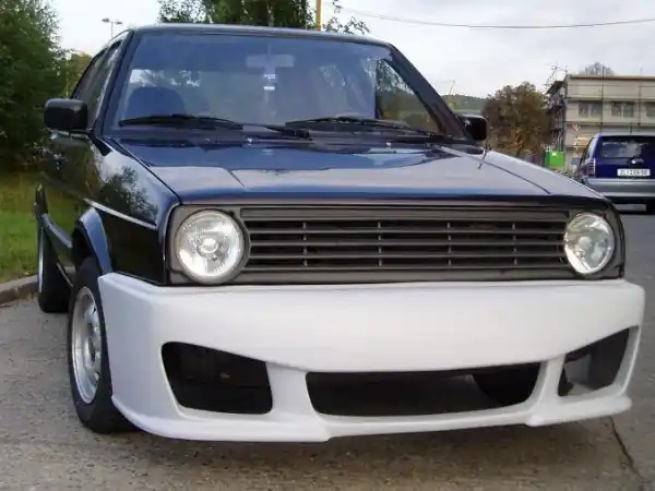 Vysoce Kvalitní VW Golf II - Přední nárazník I.