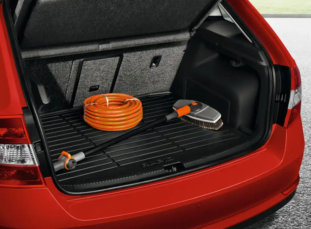 Dokud Zásoby Vydrží Škoda Rapid SpaceBack - gumový koberec do kufru