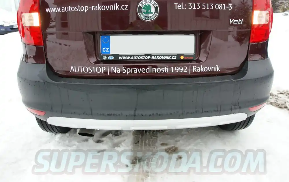 Vysoce Kvalitní Škoda Yeti 09-13 - kryt na nárazník v černém rastru