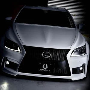 Top Prodej Lexus LS F-Sport - body kit VIP GT od AIMGAIN 3-dílný set