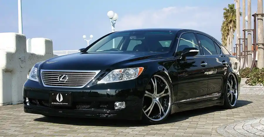 Sezónní Sleva Lexus LS - body kit PREMIUM od AIMGAIN 3-dílný set