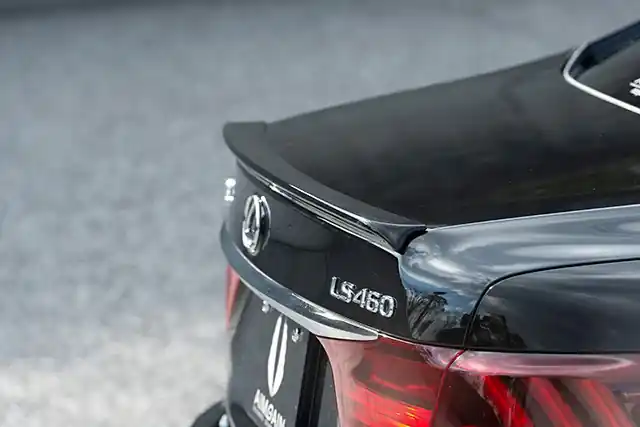 Akční Nabídka Lexus LS - odtrhová hrana kufru VIP EXE od AIMGAIN
