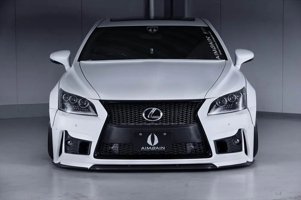 Odeslání Ihned Lexus LS F-Sport - přední nárazník VIP GT od AIMGAIN