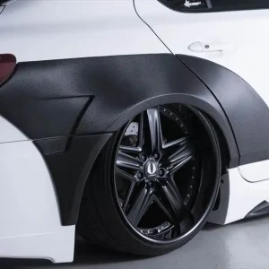Lexus LS F-Sport - zadní rozšíření blatníků z karbonu VIP GT od AIMGAIN Časově Omezené