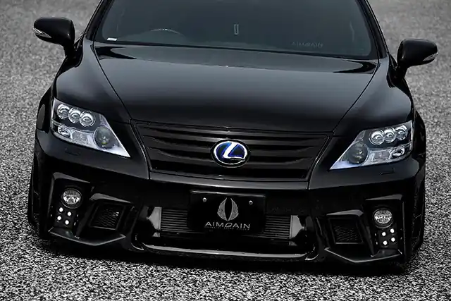 Lexus LS - přední nárazník VIP GT od AIMGAIN Nízká Cena