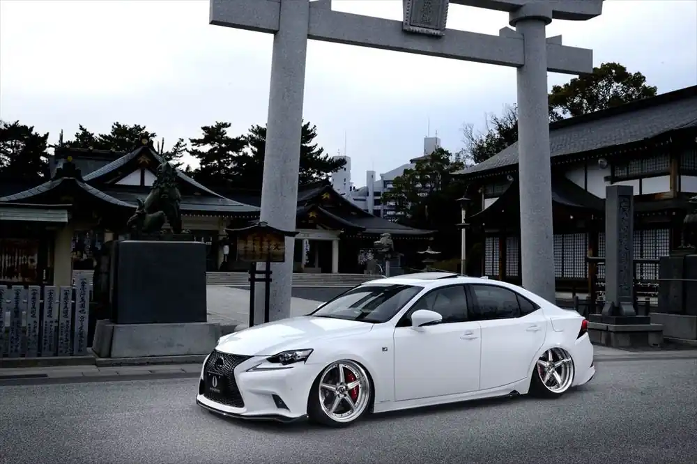 Expresní Doručení Lexus IS F-Sport - body kit z karbonu VIP EXE od AIMGAIN 3-dílný set