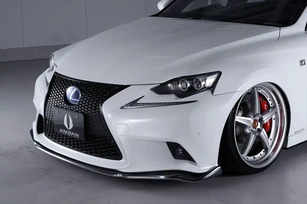 Lexus IS F-Sport - přední podnárazník z karbonu VIP EXE od AIMGAIN Nejlepší Volba