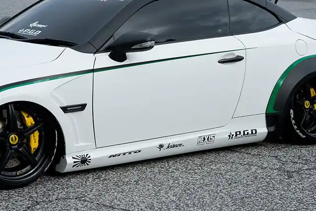 Lexus IS-C - kryty prahu VIP SPORT od AIMGAIN Super Cena