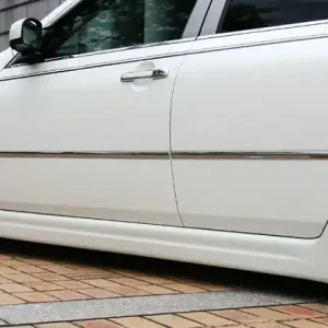 Nissan Fuga Y50 - kryty prahu GENERATION od AIMGAIN Kup Teď
