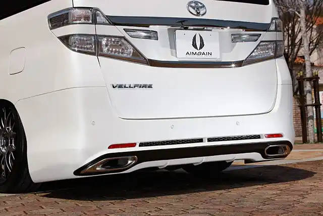 Toyota Vellfire - zadní nárazník I GRAND od AIMGAIN Nová Kolekce