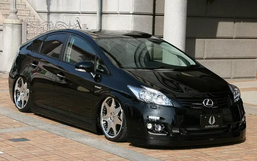 Speciální Cena Toyota Prius 30 - body kit HYBRID I od AIMGAIN 4-dílný set