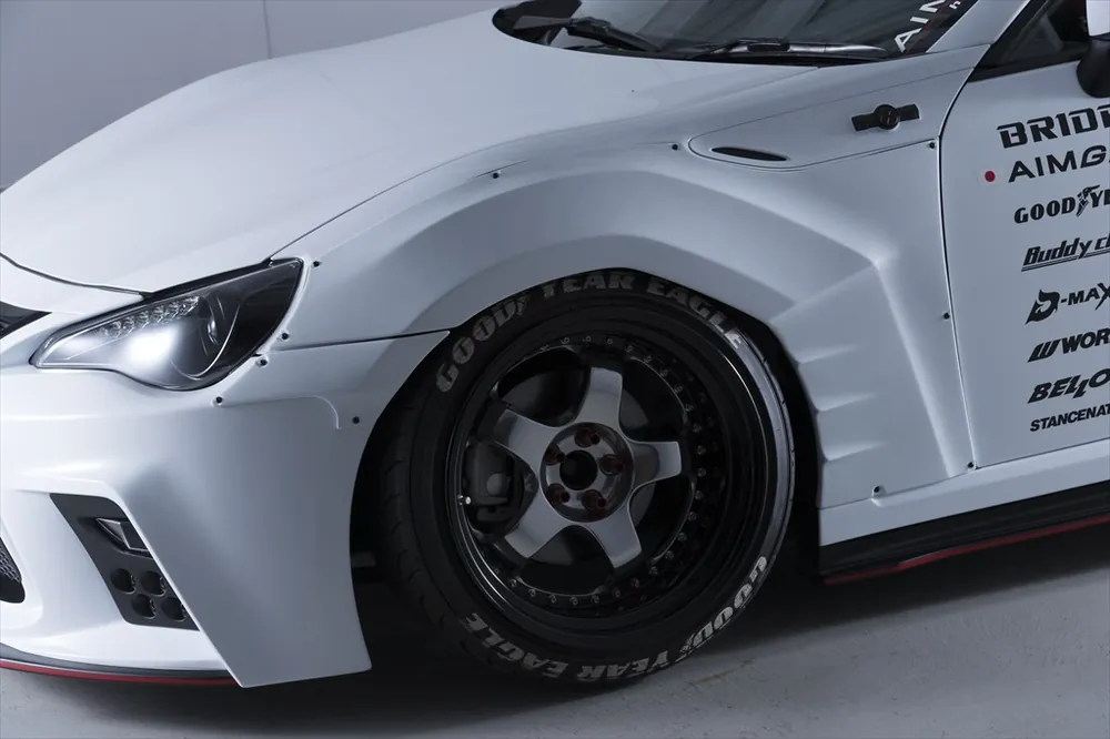 Pouze Dnes Toyota GT86 / Subaru BRZ - rozšíření předních blatníku od AIMGAIN