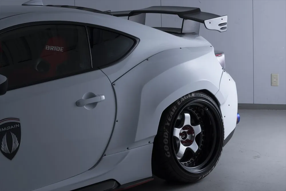 Objednat Nyní Toyota GT86 / Subaru BRZ - rozšíření zadních blatníku od AIMGAIN