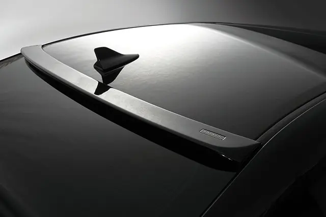 Značkový Toyota Mark X GRX 130 - stříška nad okno VIP od AIMGAIN
