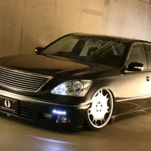 Časově Omezené Toyota Celsior 30 - body kit CYGNUS od AIMGAIN 3-dílný set