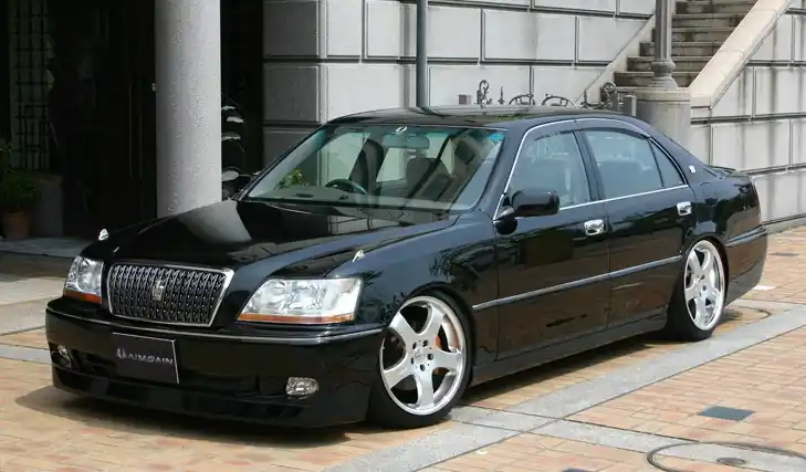 Toyota Majesta 17 - body kit EURO EDITION od AIMGAIN 3-dílný set Jen Po Omezenou Doba