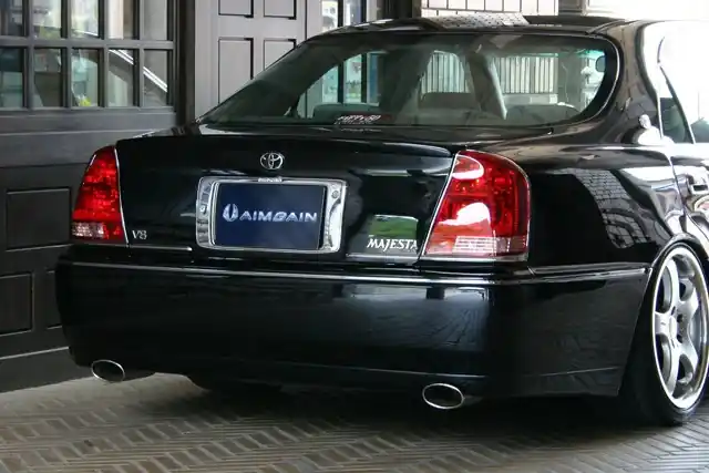 Toyota Majesta 17 - zadní nárazník EURO EDITION od AIMGAIN Sleva