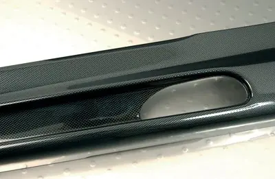 VW POLO 9N - Sada boční práh s prolisem a otvorem Carbon-Look Originální