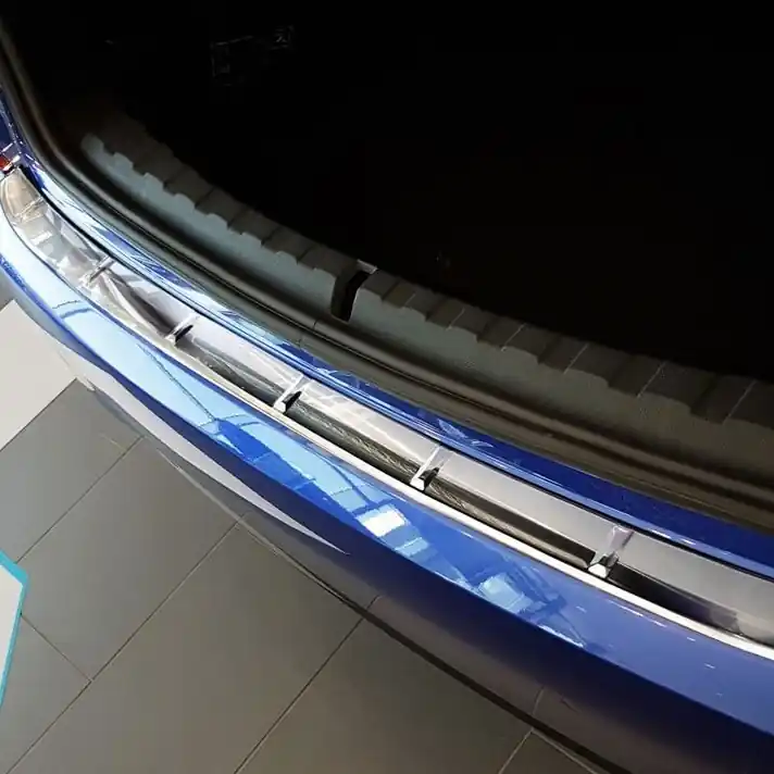 Nerezový kryt prahu zadních dveří BMW 3 G20 (od roku 2018>) - Avisa 2/35414 Levný