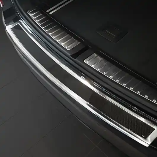 Nerezový kryt prahu zadních dveří BMW X3 F25 Facelift (2014 - 2017) karbon - Avisa 2/44040 Jen Po Omezenou Doba