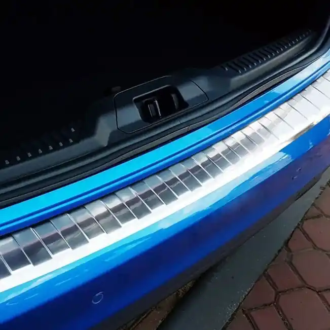 Nerezový kryt prahu zadních dveří Ford Focus IV Hatchback (2018 - 2025) - Avisa 2/35413 Cenový Hit