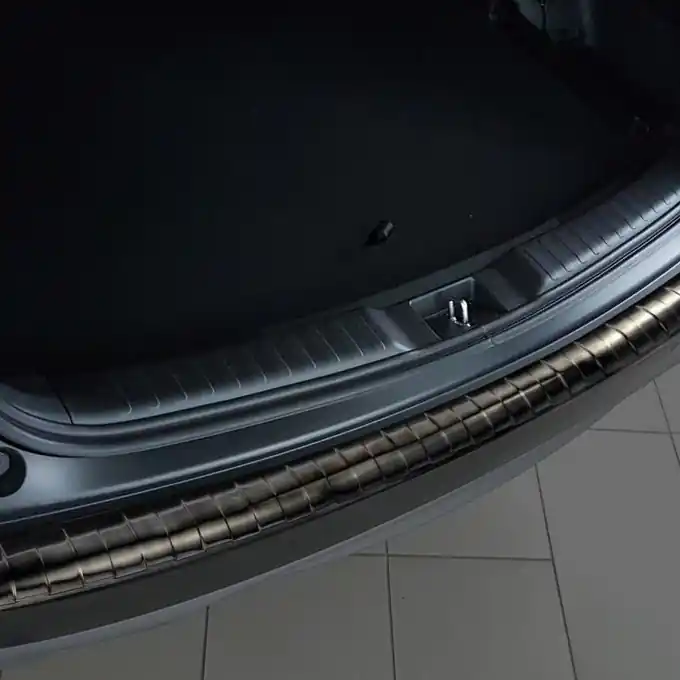 Nerezový kryt prahu zadních dveří Honda CR-V V (od roku 2018>) - Avisa 2/45190 Tovární Cena