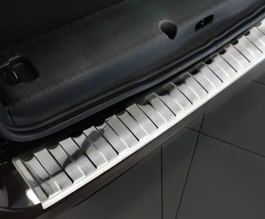 Must-Have Nerezový kryt prahu zadních dveří Opel Combo E (od roku 2018>) - Avisa