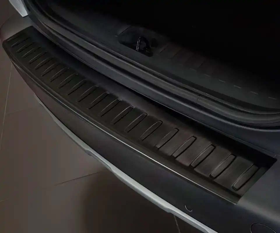 Výprodej Nerezový kryt prahu zadních dveří Peugeot 2008 Crossover (od roku 2013>) - Avisa