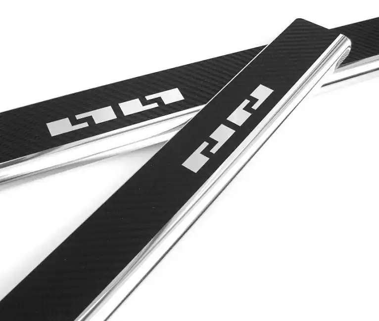 Top Prodej Nerezové prahové lišty Renault Clio V (2019 - 2025) s karbonovou folií - Alu Frost
