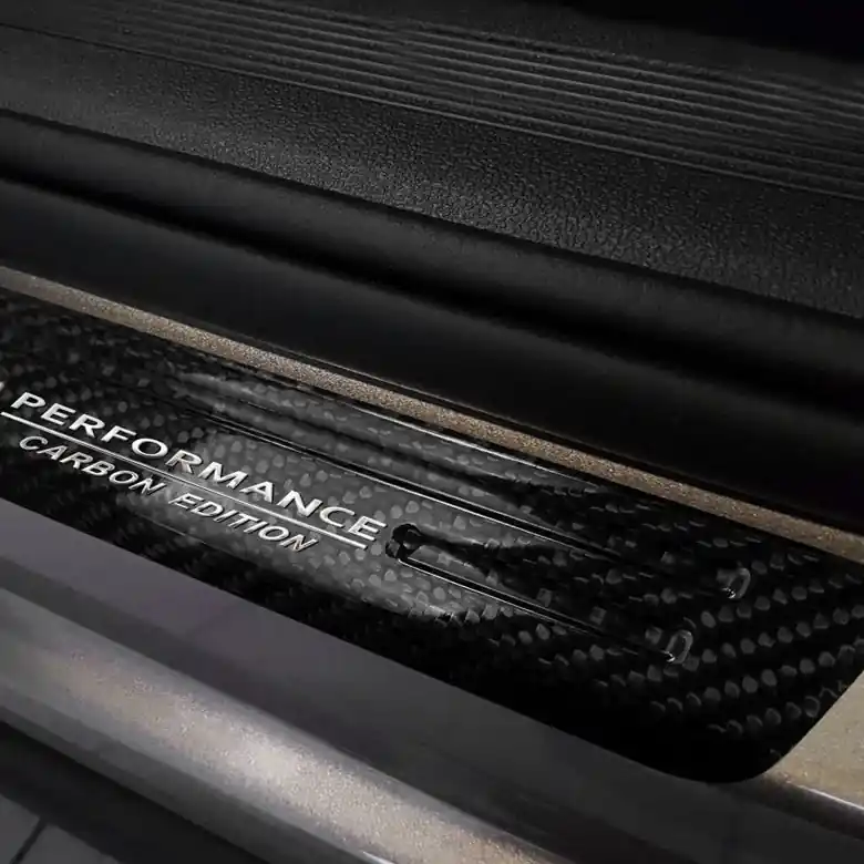 Prahové karbonové lišty Volkswagen Tiguan II (od roku 2016>) - Performance Carbon Edition - Avisa Super Cena