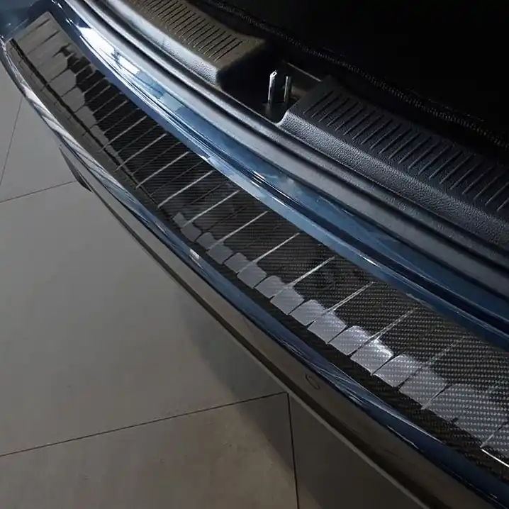 Karbonový kryt prahu zadních dveří Mercedes Benz B W247 (od roku 2018>) - Avisa 2/49227 Nová Kolekce