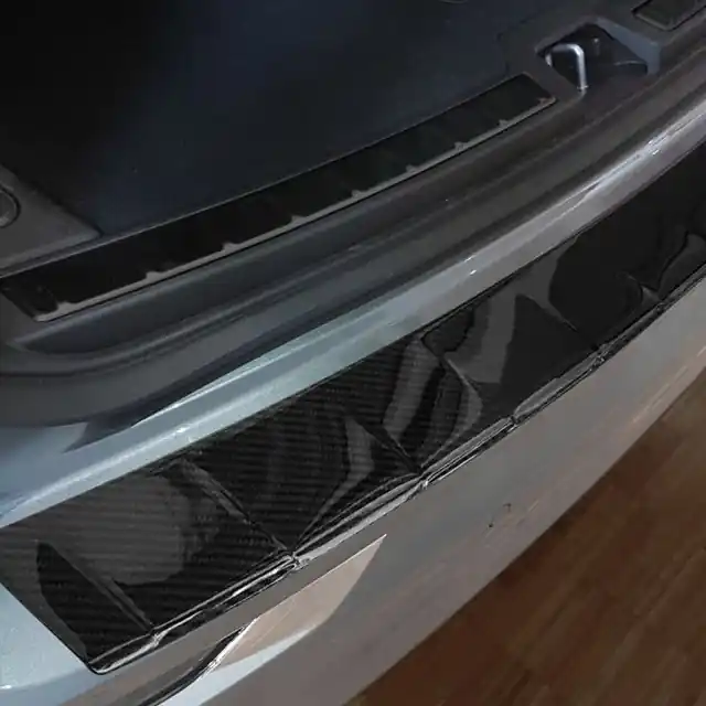 Akční Cena Karbonový kryt prahu zadních dveří Volvo XC60 II (od roku 2017>) - Avisa 2/49218