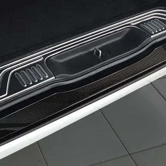 Nerezový kryt prahu zadních dveří Mercedes Benz Vito W447 (od roku 2014>) - BLACK CARBON - Avisa Kup Teď