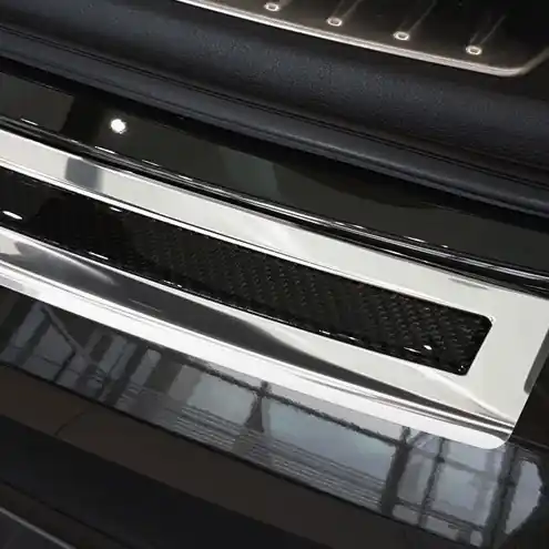 Originální Nerezový kryt prahu zadních dveří BMW X6 F16 (2014 - 2019) karbon - Avisa 2/44051