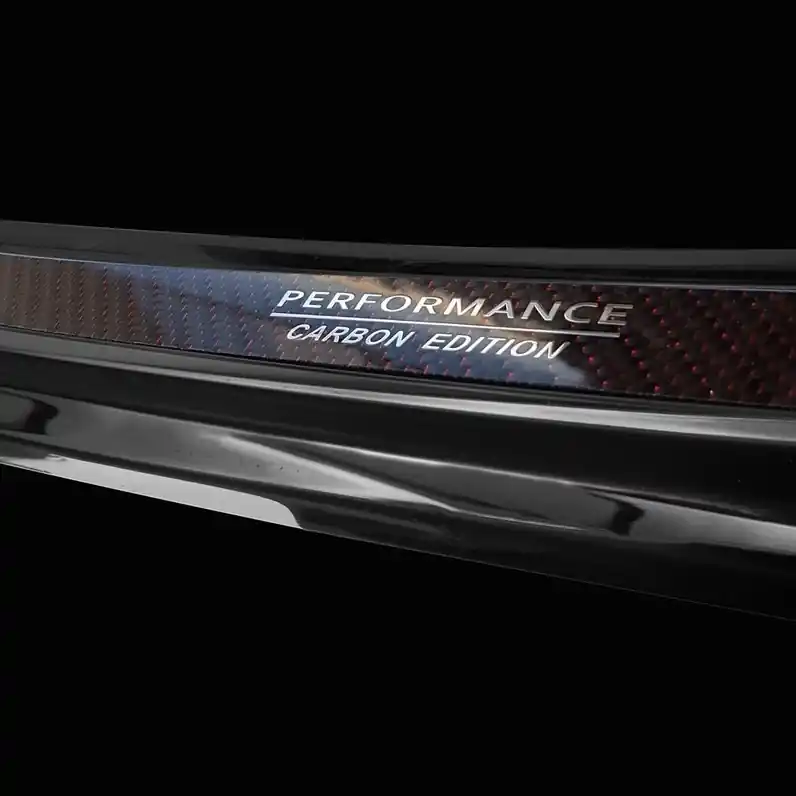 Přímo Od Výrobce Nerezový kryt prahu zadních dveří Porsche Cayenne III (2017 - 2023) karbon - Avisa 2/44092
