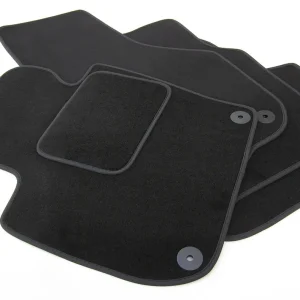 Novinka Textilní autokoberce Škoda Superb II (2008 - 2015) s fixací - STANDARD BLACK