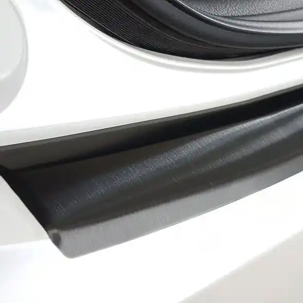 Nerezový kryt prahu zadních dveří Mitsubishi Eclipse Cross (2017 - 2020) - Avisa 2/45237 Aktuální