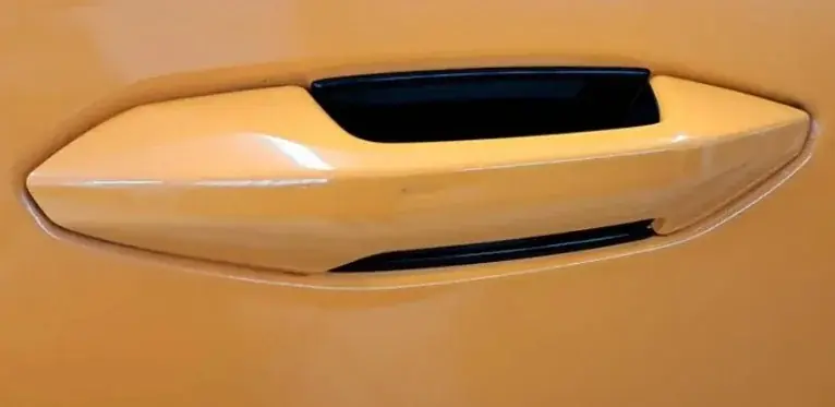 Škoda Octavia IV 2020- - kryty pod kliky černé lesklé Nízká Cena