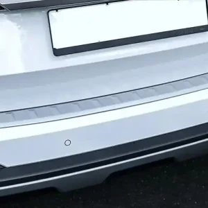 Škoda Kamiq Facelift - práh pátých dveří - stříbrný mat Cenová Bomba
