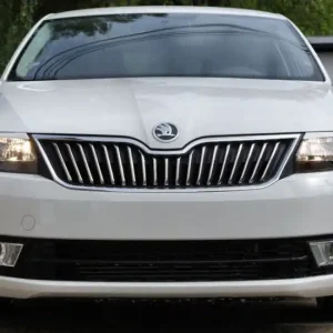 Chromovaná přední maska Škoda Rapid (2012 - 2019) - 19 ks lišt Novinka